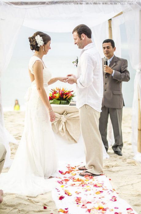 ALICIA AND JEFF COSTA RICA DESTINATION WEDDING